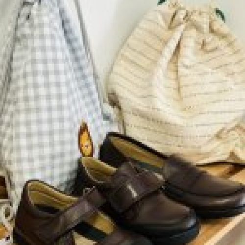 Zapato colegial puntera reforzada y velcro en MARRÓN (tallas 24 a 41)